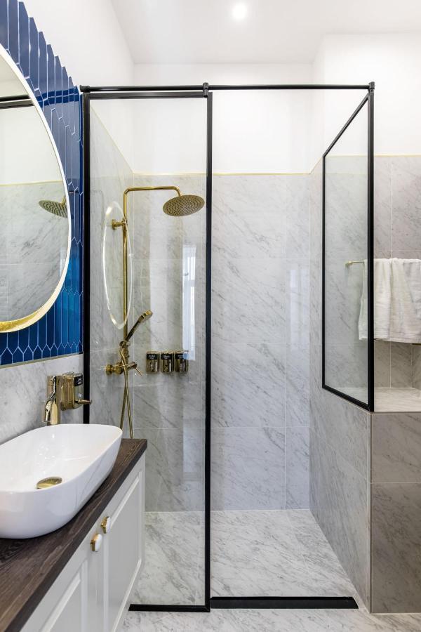 Holt Old Town Luxury Suites Bucareste Exterior foto